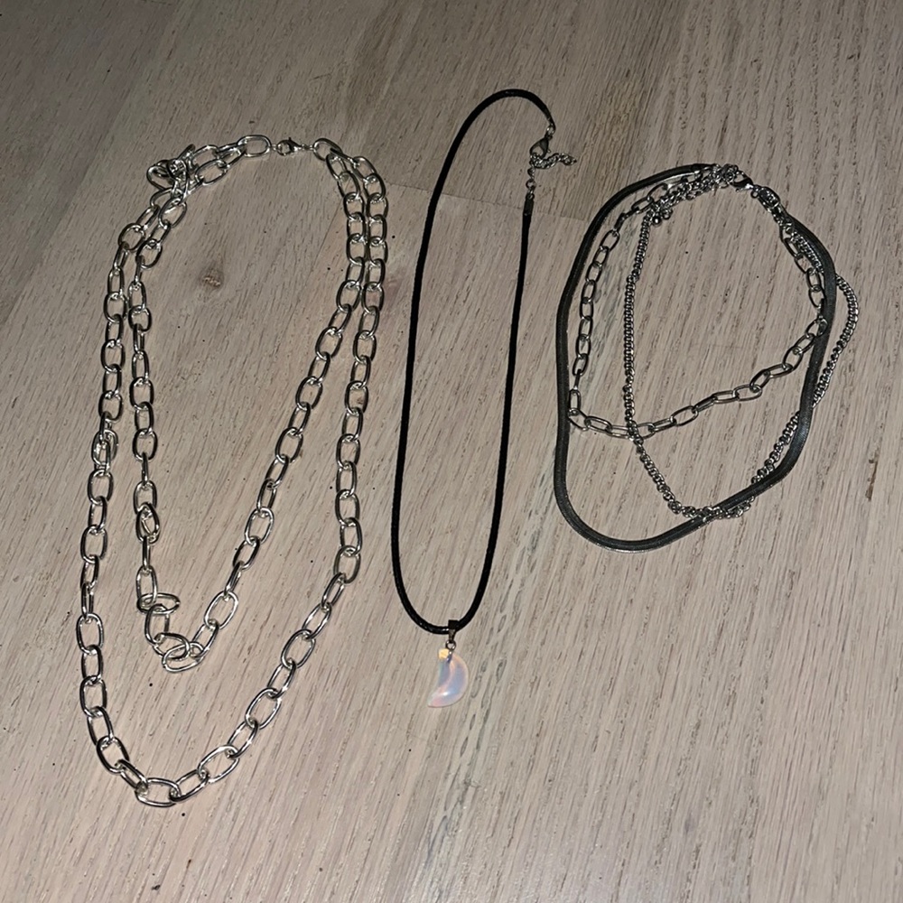 Chain and alternative necklace jewelry bundle